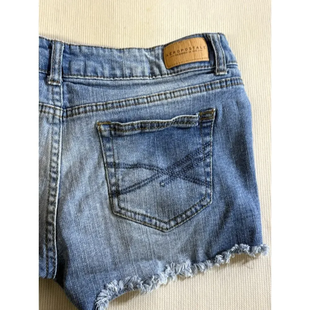 Aeropostale Shorty Blue Denim Shorts Size 6 Medium Wash Distressed Cutoff